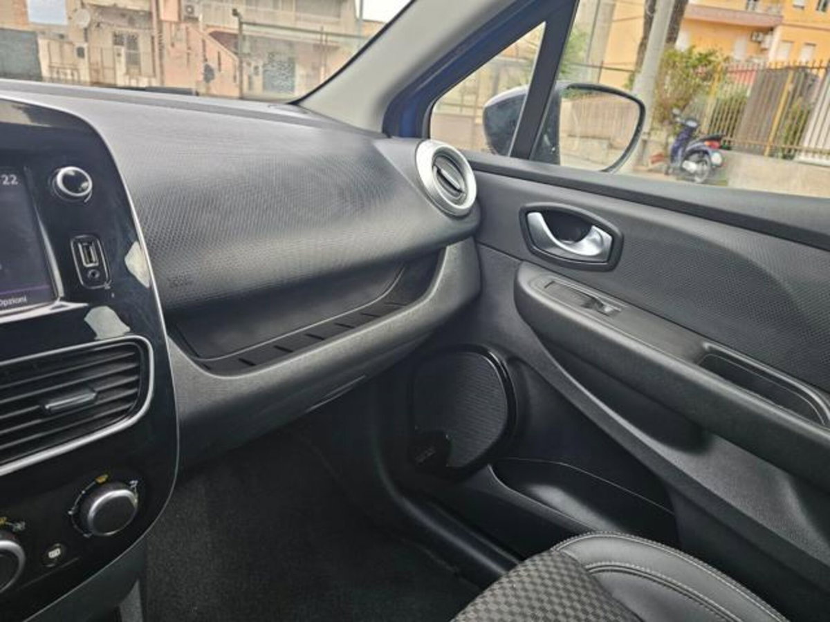 Renault Clio dCi 8V 75 CV Start&Stop 5 porte Energy Duel (18)