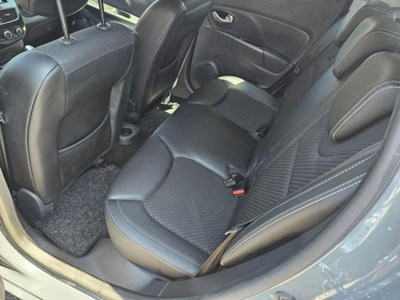 Renault Clio dCi 8V 75 CV 5 porte Moschino Zen (11)