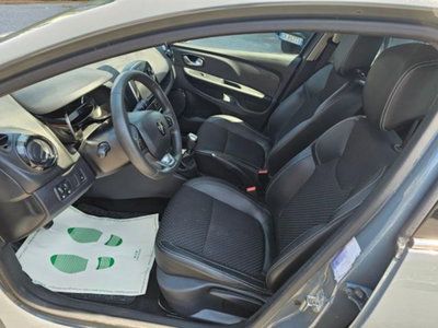 Renault Clio dCi 8V 75 CV 5 porte Moschino Zen (14)