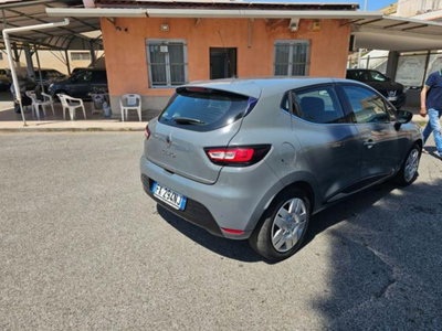 Renault Clio dCi 8V 75 CV 5 porte Moschino Zen (5)