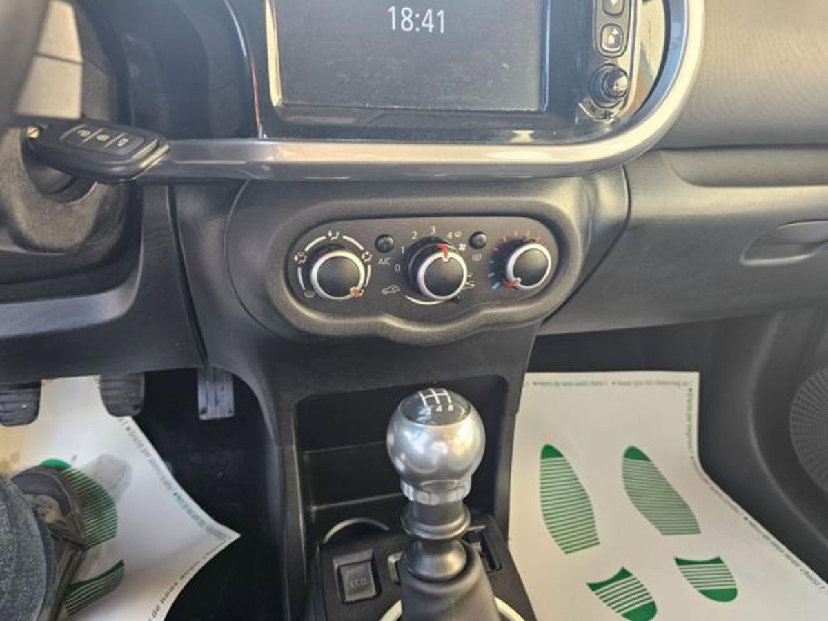 Renault Twingo TCe 90 CV GPL Duel (18)