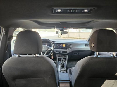 Volkswagen Taigo 1.0 TSI 110 CV DSG R-Line (9)