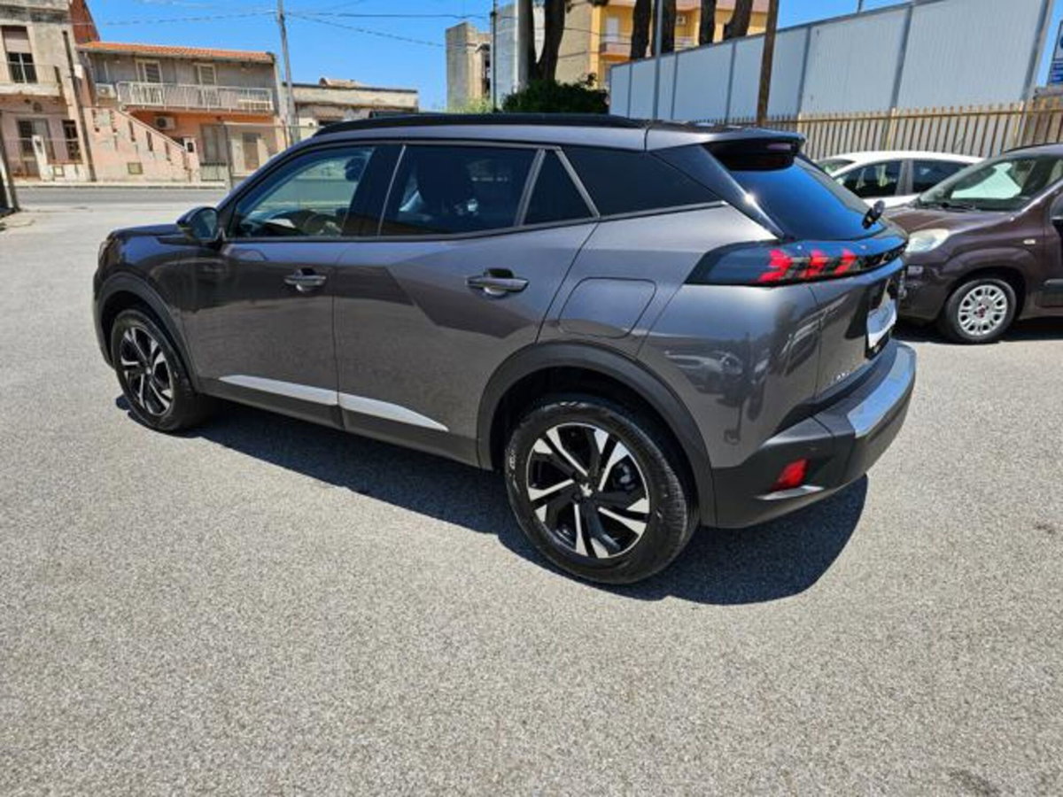 Peugeot 2008 BlueHDi 110 S&S Allure (7)