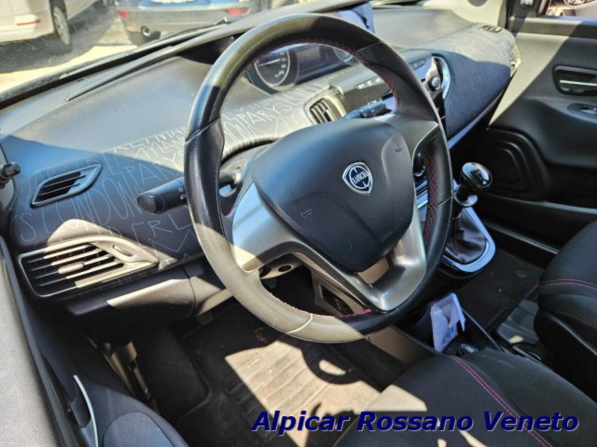 Lancia Ypsilon 1.2 69 CV 5 porte GPL Ecochic Elefantino (9)