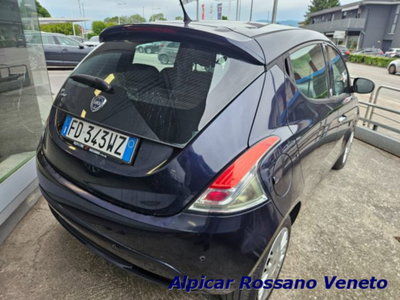 Lancia Ypsilon 1.2 69 CV 5 porte GPL Ecochic Gold (10)