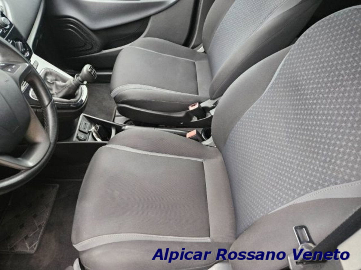 Lancia Ypsilon 1.2 69 CV 5 porte GPL Ecochic Gold (8)