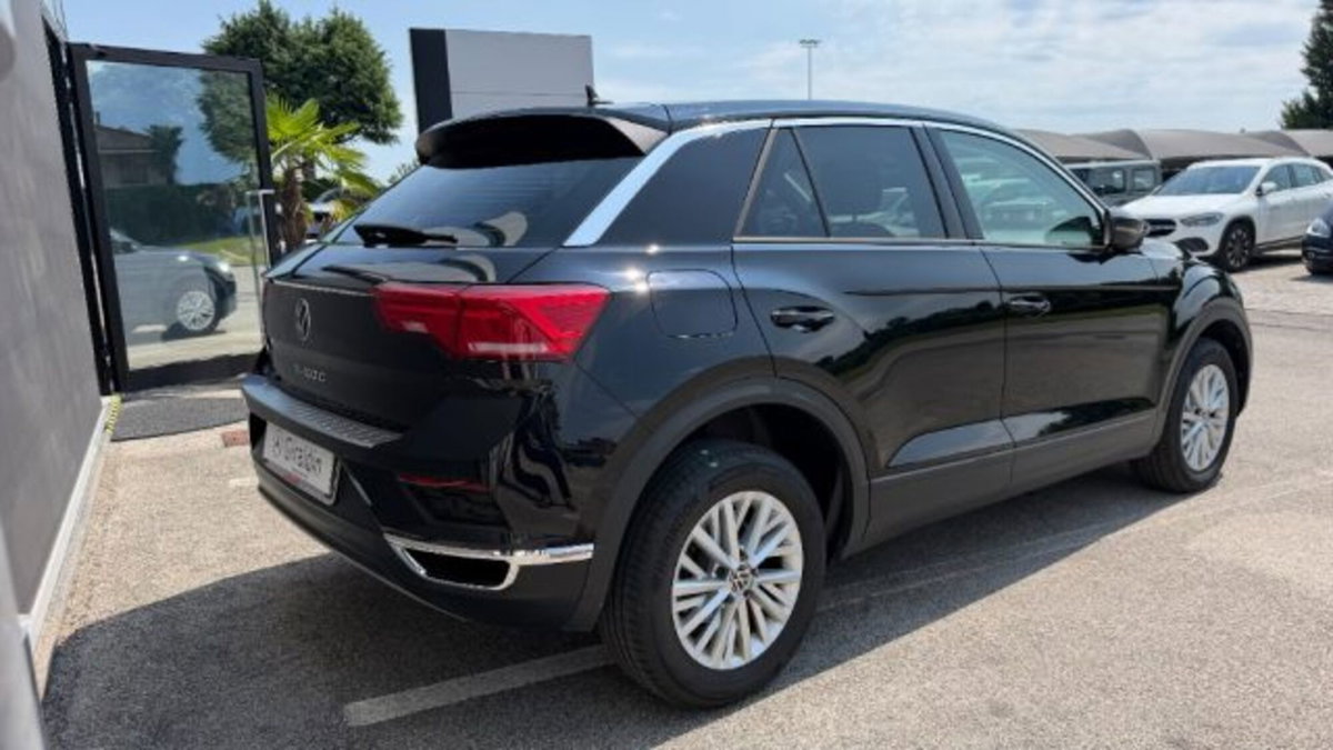 Volkswagen T-Roc 2.0 TDI SCR 150 CV DSG Business BlueMotion Technology (10)