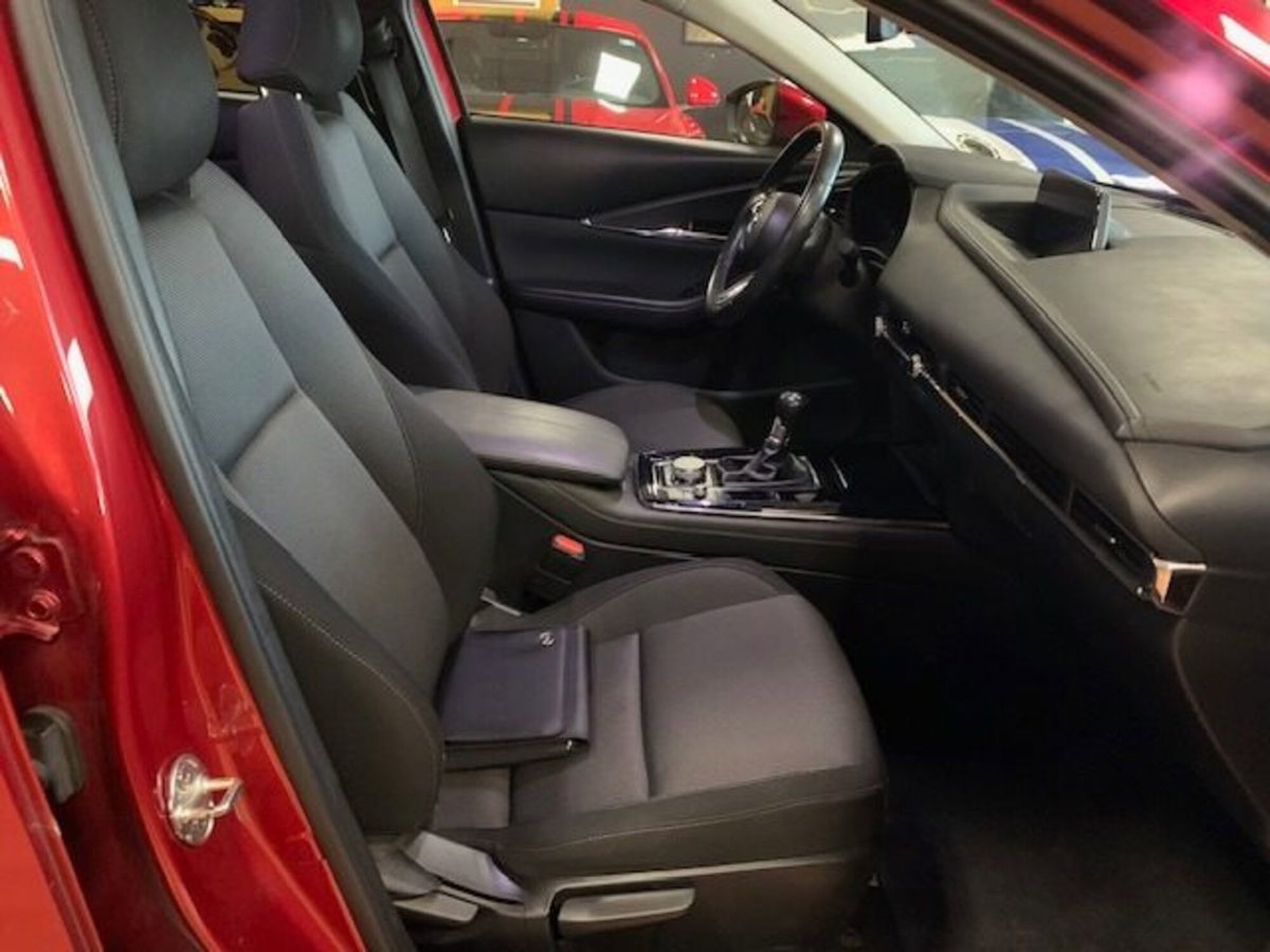Mazda CX-30 e-Skyactiv-G M Hybrid 2WD Exclusive (16)