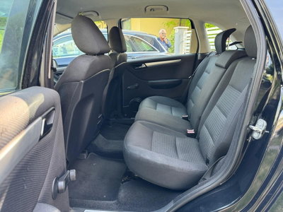 Mercedes-Benz Classe B 180 NGT BlueEFFICIENCY Chrome (17)