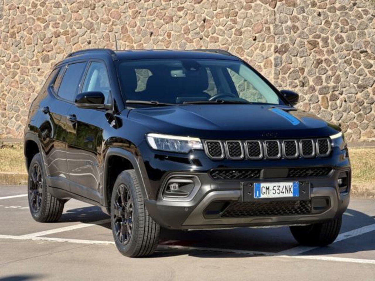 Jeep Compass 1.3 T4 240CV PHEV AT6 4xe Upland (3)
