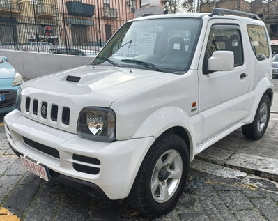 Suzuki Jimny 1.5 DDiS cat 4WD JLX Più usata