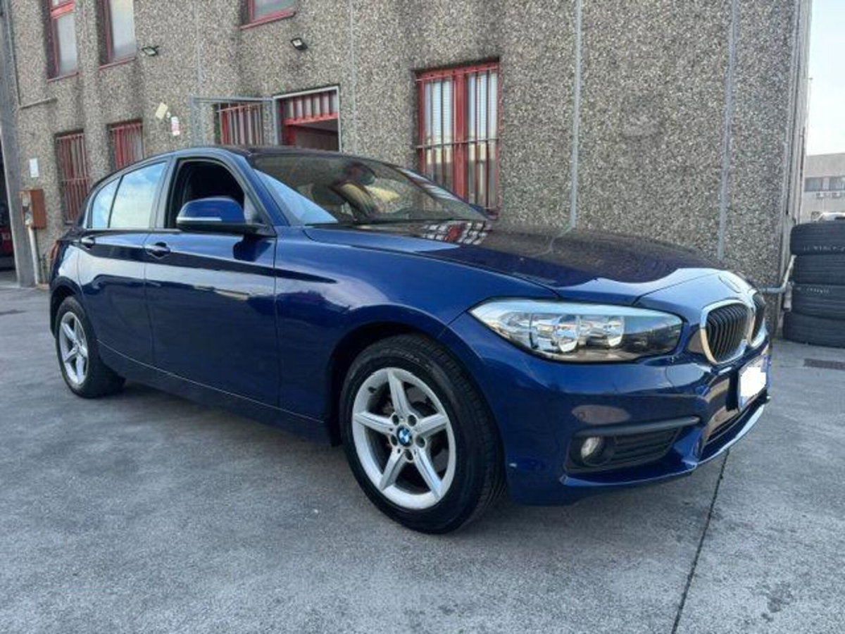BMW Serie 1 116d 2.0 116CV cat 5 porte Attiva DPF