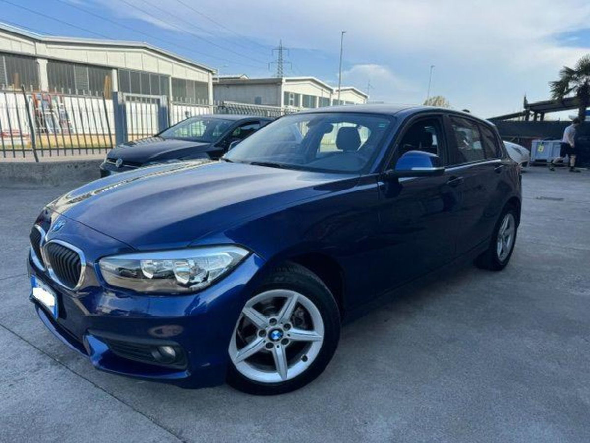 BMW Serie 1 116d 2.0 116CV cat 5 porte Attiva DPF (2)