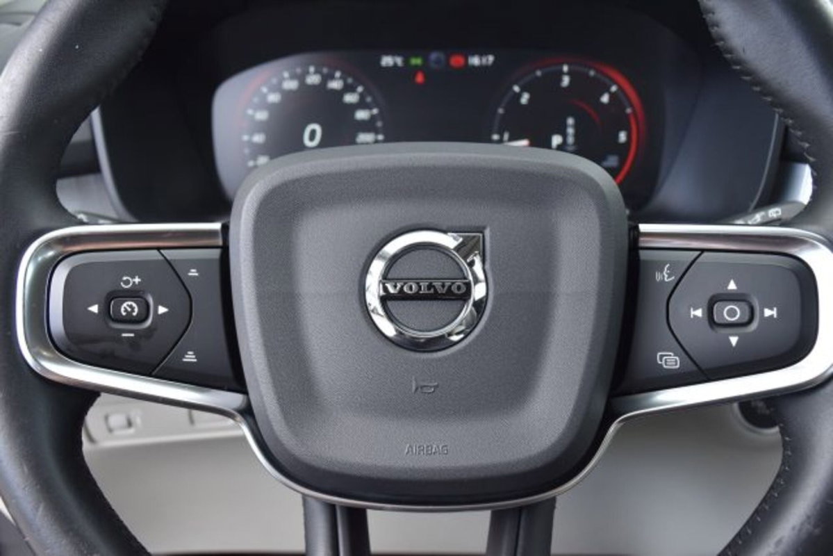Volvo XC40 D3 Geartronic Business Plus (12)