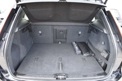 Volvo XC40 D3 Geartronic Business Plus (14)