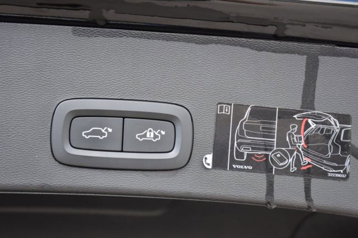 Volvo XC40 D3 Geartronic Business Plus (16)