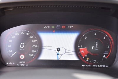 Volvo XC40 D3 Geartronic Business Plus (8)