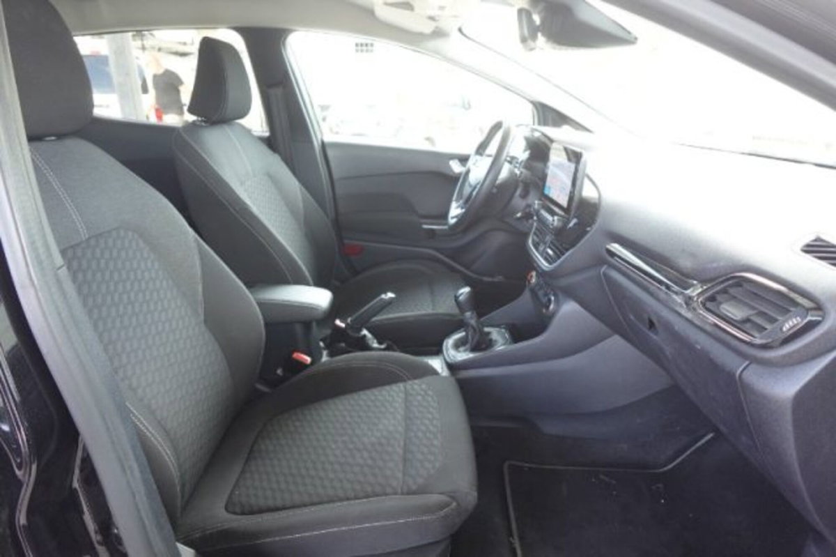 Ford Fiesta 1.1 75 CV 5 porte Titanium (3)