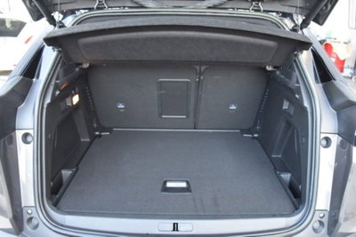 Peugeot 3008 BlueHDi 130 S&S EAT8 GT (19)