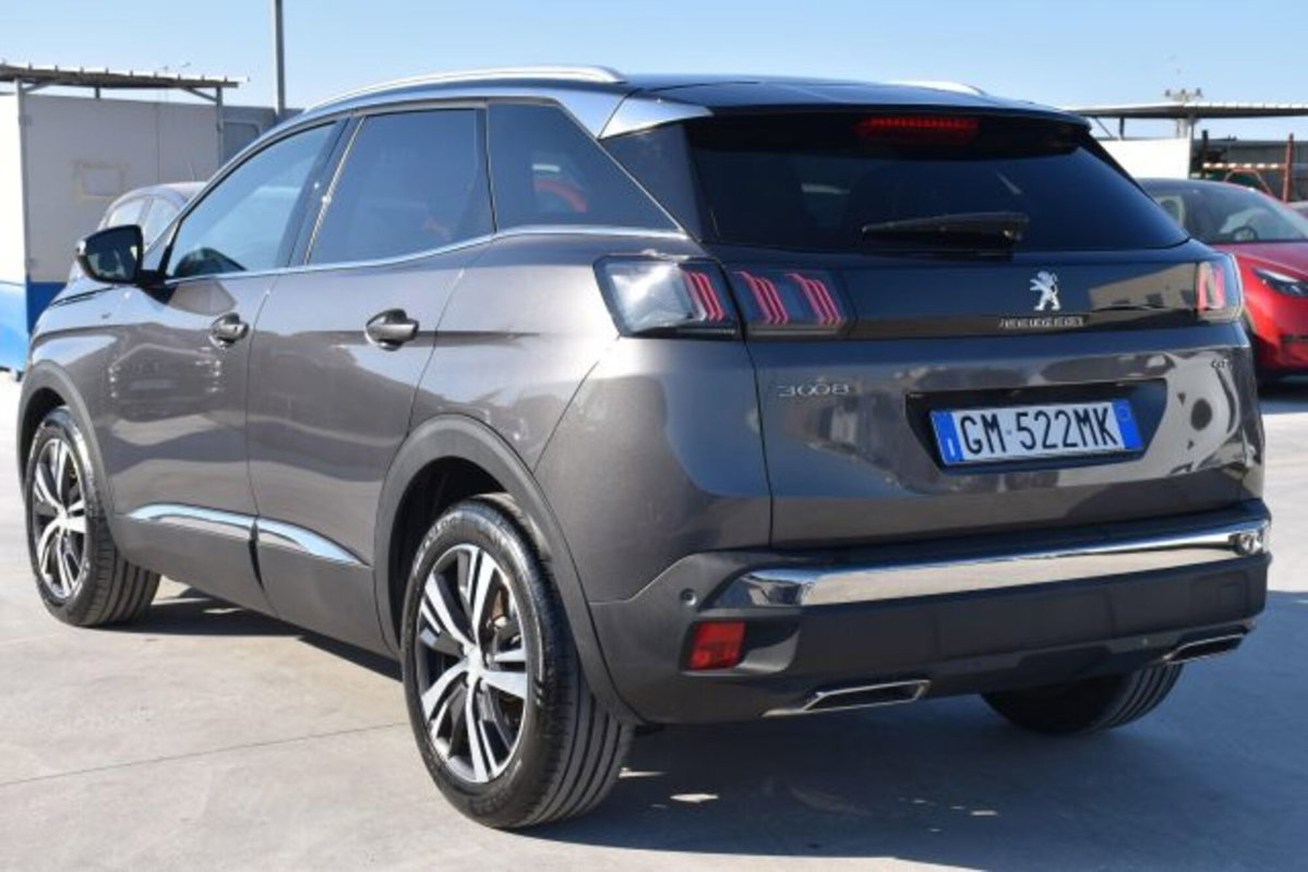 Peugeot 3008 BlueHDi 130 S&S EAT8 GT (6)