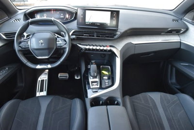 Peugeot 3008 BlueHDi 130 S&S EAT8 GT (7)