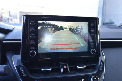 Toyota Corolla 1.8 Hybrid Business (10)