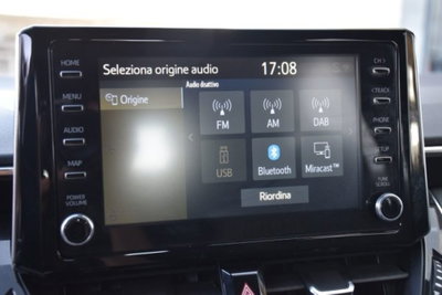 Toyota Corolla 1.8 Hybrid Business (11)