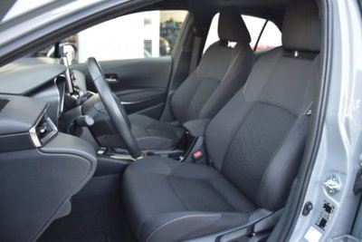 Toyota Corolla 1.8 Hybrid Business (8)