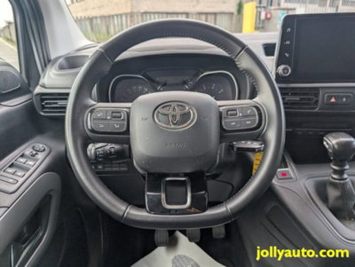 Toyota Proace City Verso City Verso 1.5D 100 CV S&S Short D Lounge (11)