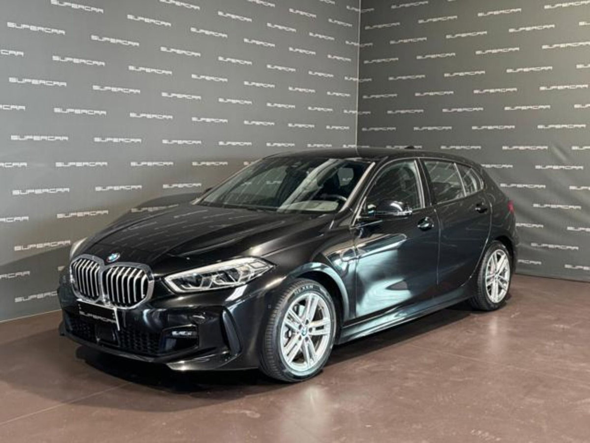 BMW Serie 1 116d 2.0 116CV cat 5 porte Attiva DPF