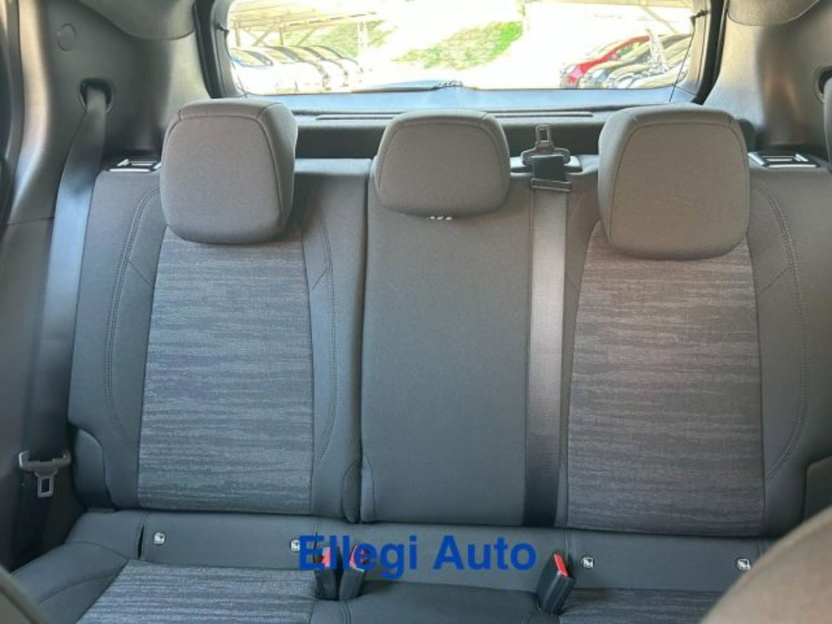 Jeep Avenger 1.2 turbo Longitude fwd 100cv (13)