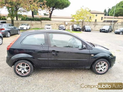 Ford Fiesta 1.2 16V 3p. Titanium (9)