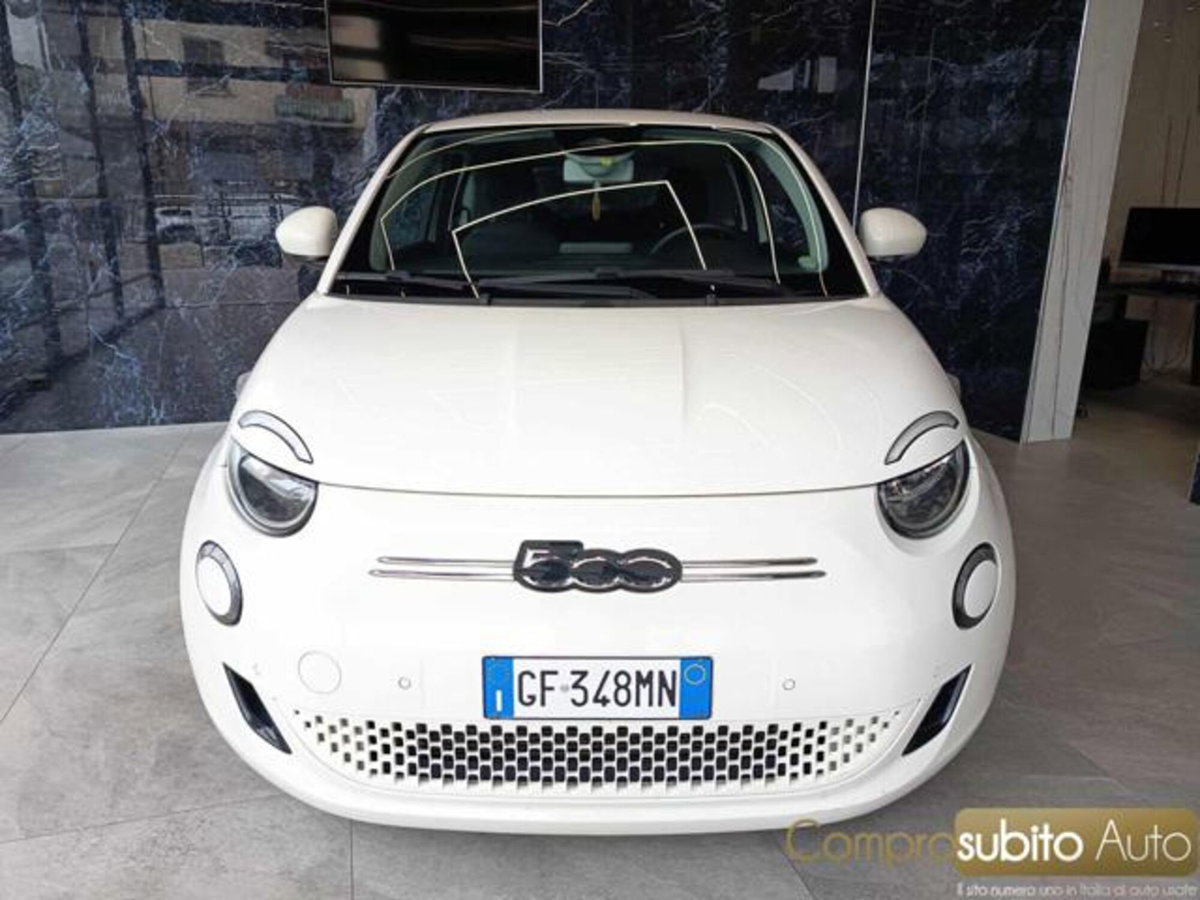 Fiat 500e La Prima Berlina 42 kWh