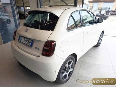Fiat 500e La Prima Berlina 42 kWh (6)
