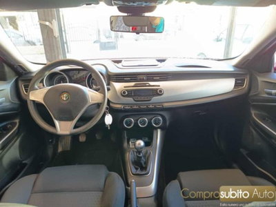 Alfa Romeo Giulietta 1.4 Turbo Progression Gpl 120cv (11)