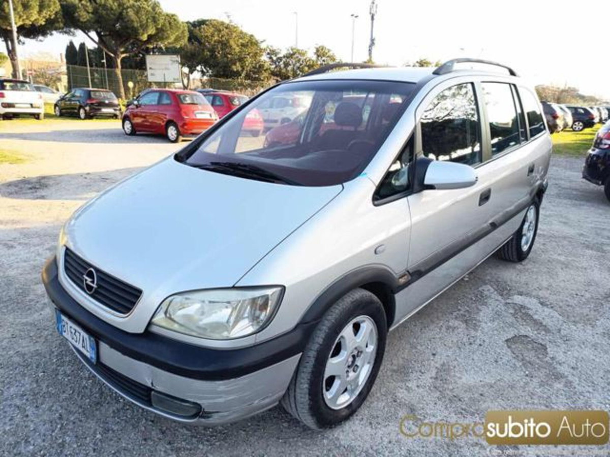 Opel Zafira 2.0d 180cv S&S XL Business Elegance AT8 (3)