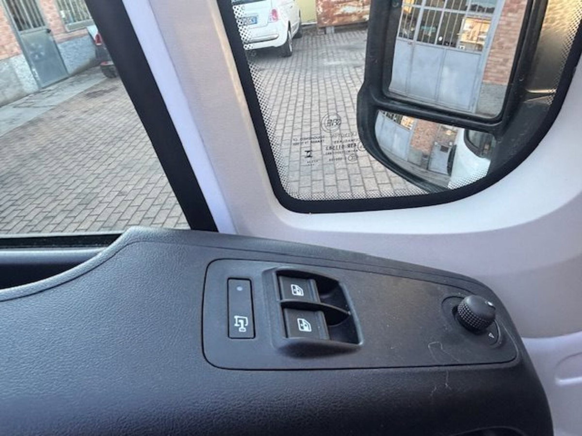 Peugeot Boxer Furgone 435 L3H2 2.2 bluehdi 140cv S&S at8 (10)