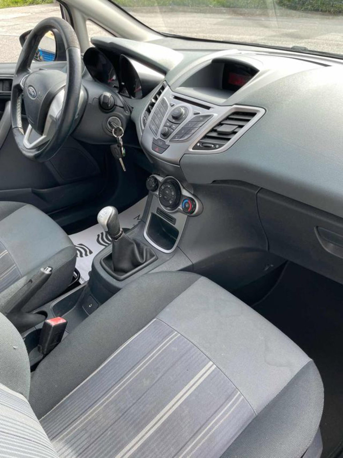 Ford Fiesta 1.2 82 CV 5 porte Titanium (8)