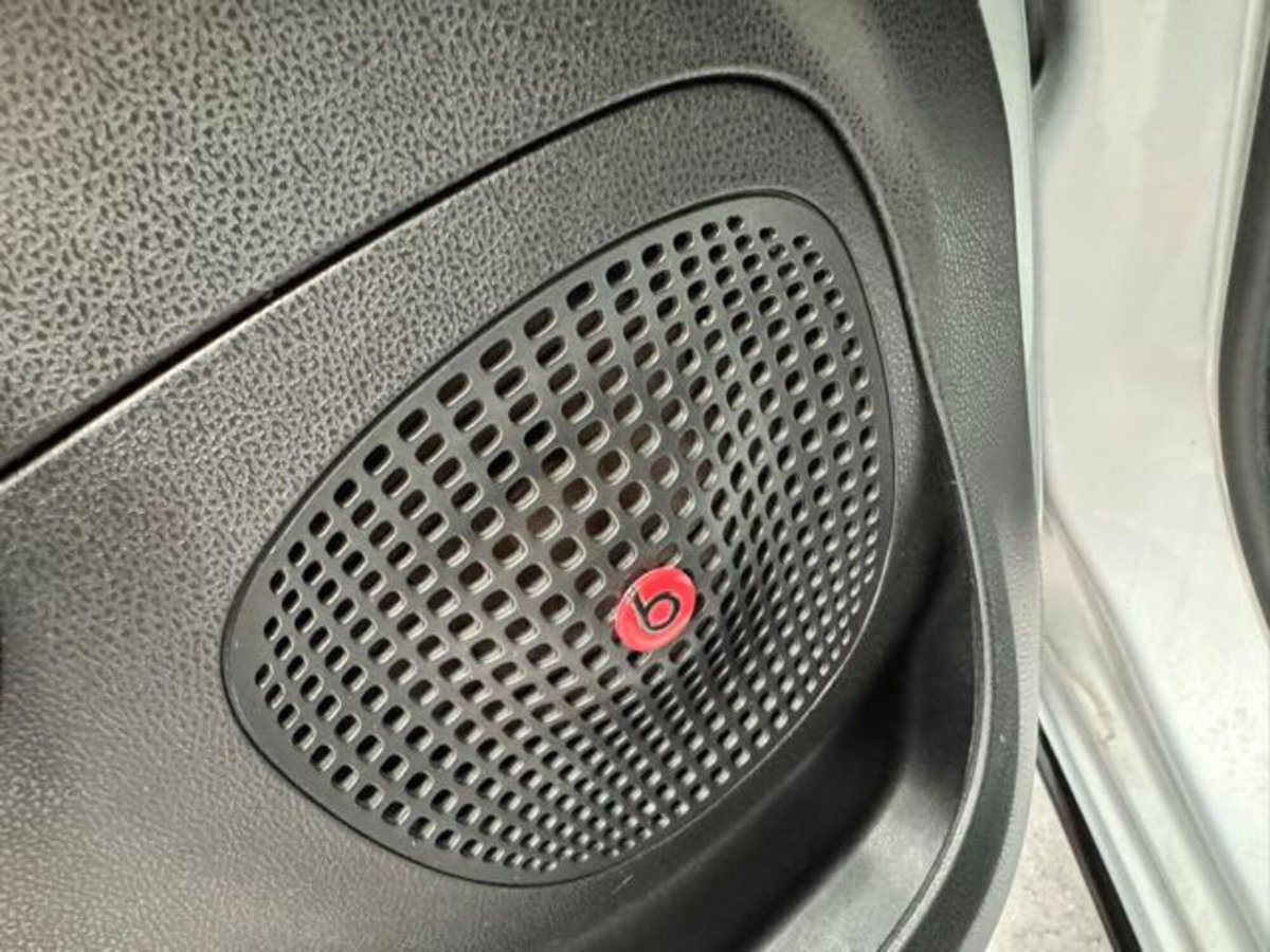 Fiat 500L 1.6 Multijet 120 CV Beats (12)