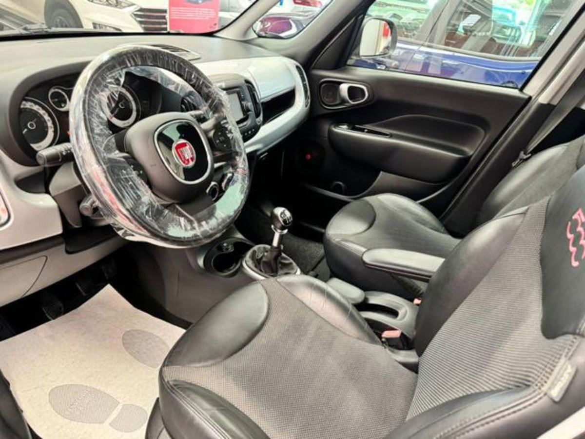 Fiat 500L 1.6 Multijet 120 CV Beats (13)