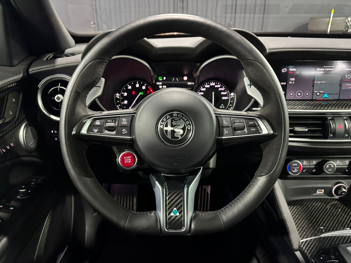 Alfa Romeo Stelvio Stelvio 2.9 Bi-Turbo V6 510 CV AT8 Quadrifoglio (10)