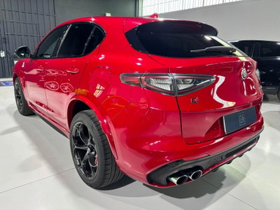 Alfa Romeo Stelvio Stelvio 2.9 Bi-Turbo V6 510 CV AT8 Quadrifoglio (4)