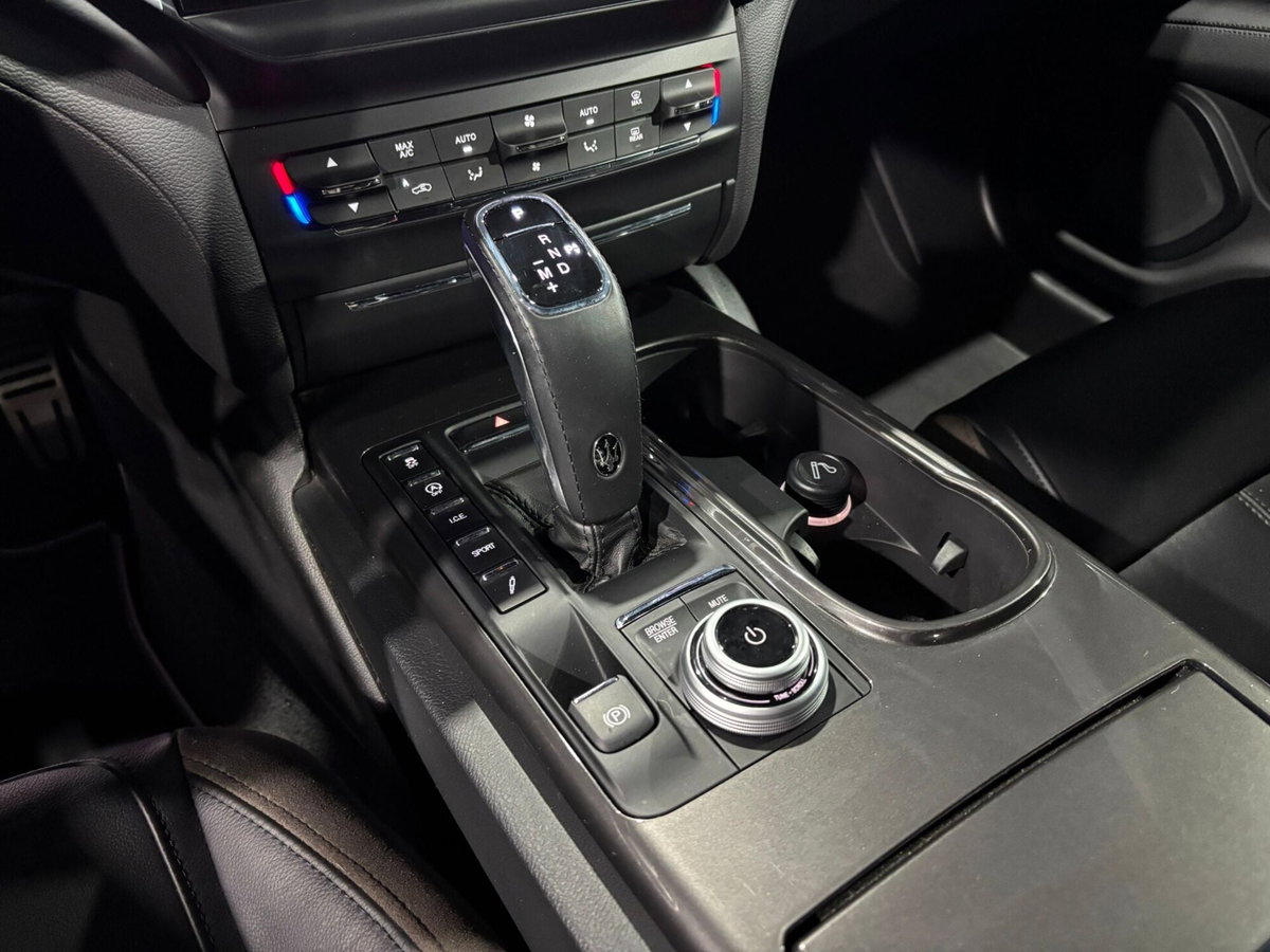 Maserati Ghibli Ghibli V6 430 CV AWD Modena (13)