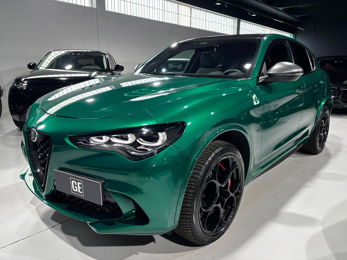Alfa Romeo Stelvio 2.9 V6 Quadrifoglio Q4 520cv auto