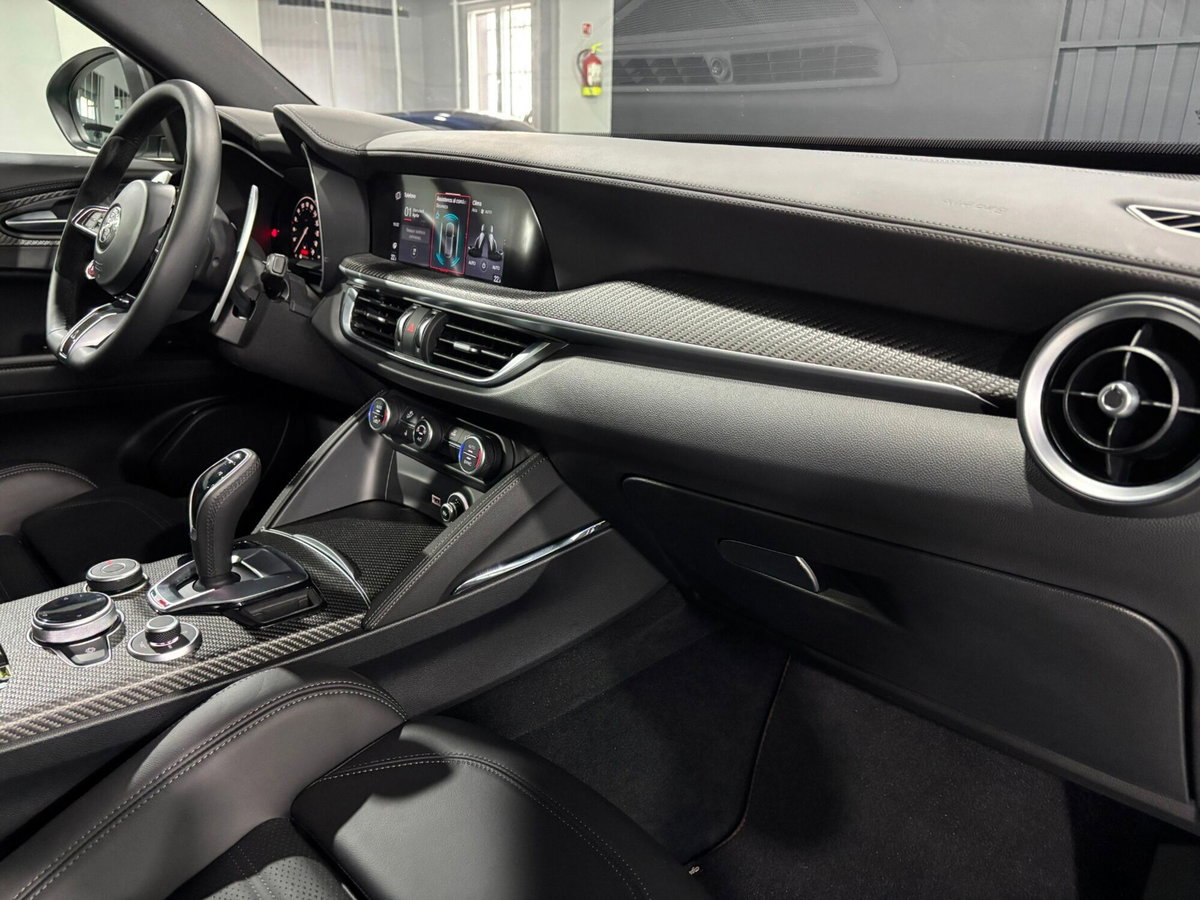 Alfa Romeo Stelvio 2.9 V6 Quadrifoglio Q4 520cv auto (13)