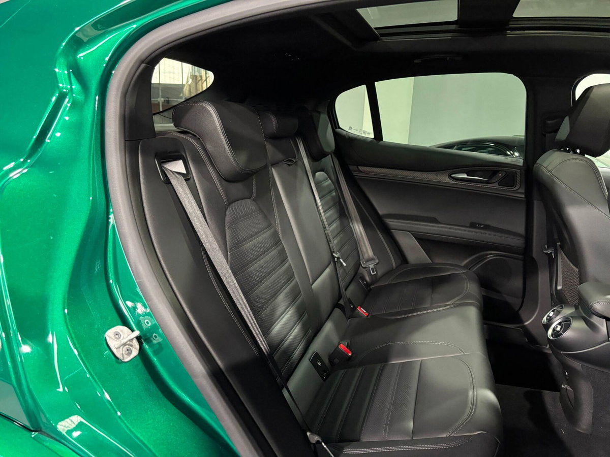 Alfa Romeo Stelvio 2.9 V6 Quadrifoglio Q4 520cv auto (15)
