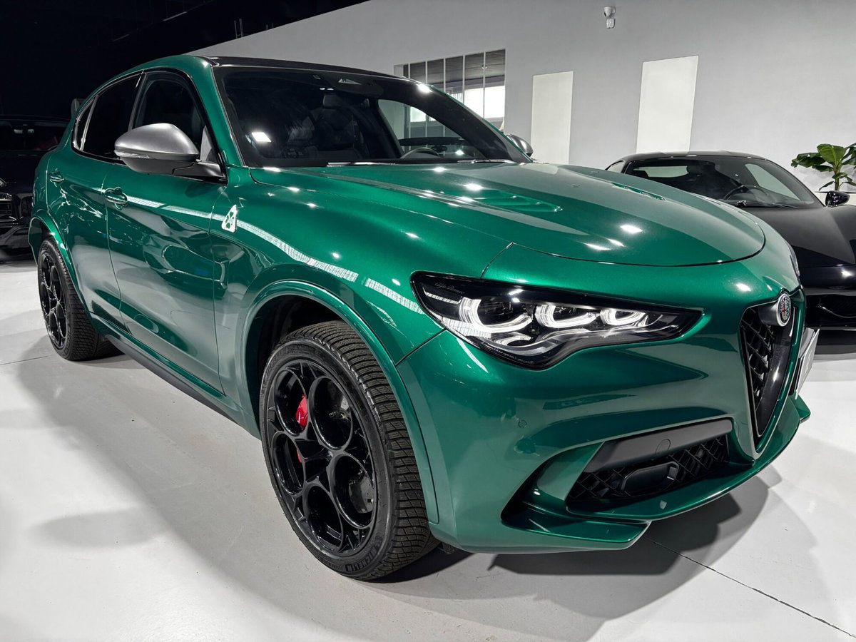 Alfa Romeo Stelvio 2.9 V6 Quadrifoglio Q4 520cv auto (2)
