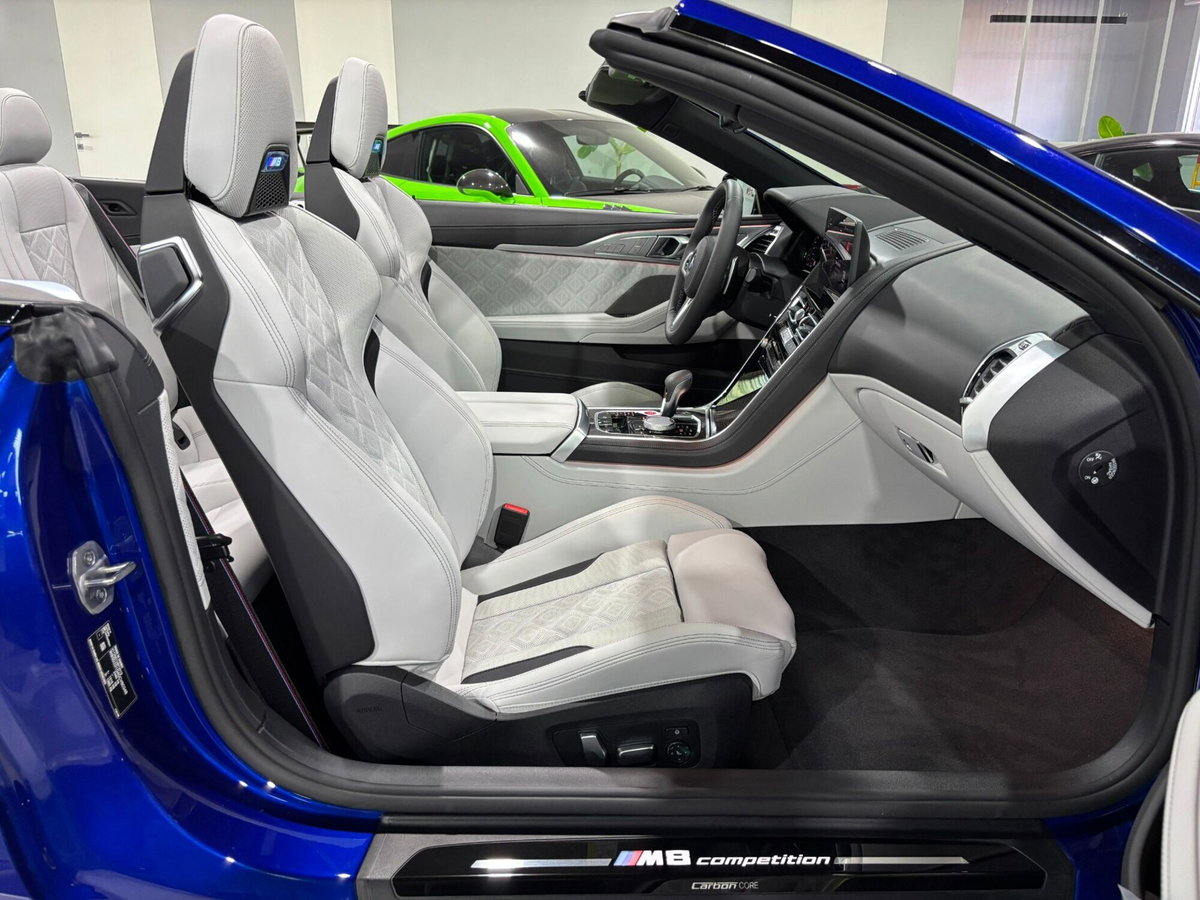 BMW Serie 8 Cabrio M8  Competition (14)