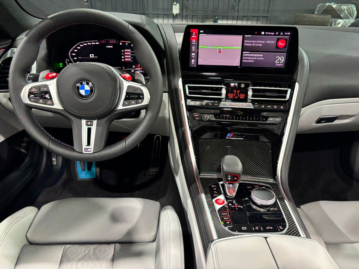 BMW Serie 8 Cabrio M8  Competition (9)