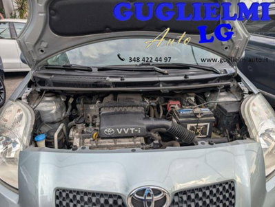 Toyota Yaris 1.3 5 porte Sol (20)